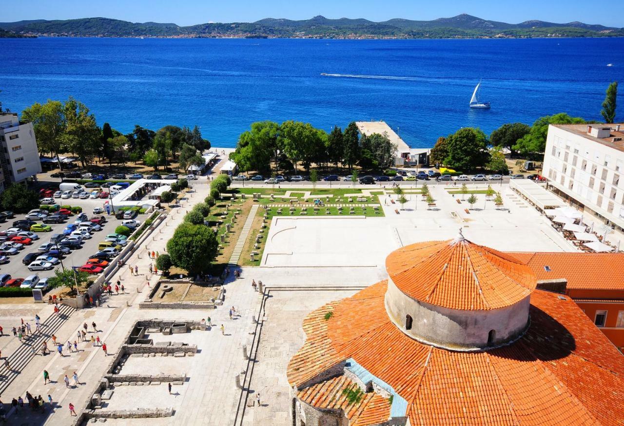 Gallery Rooms With Parking Zadar Dış mekan fotoğraf